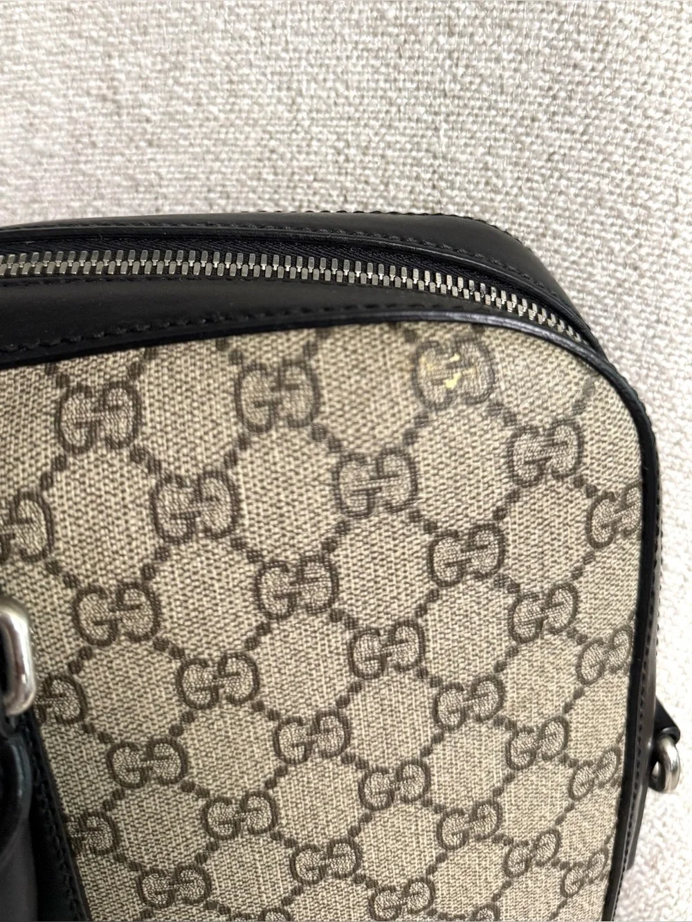 Authentic Gucci supreme laptop bag briefcase brown black leather unisex